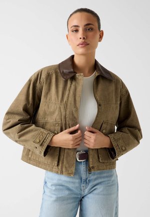 GESCHNITTENE FIELD - Veste légère - braun