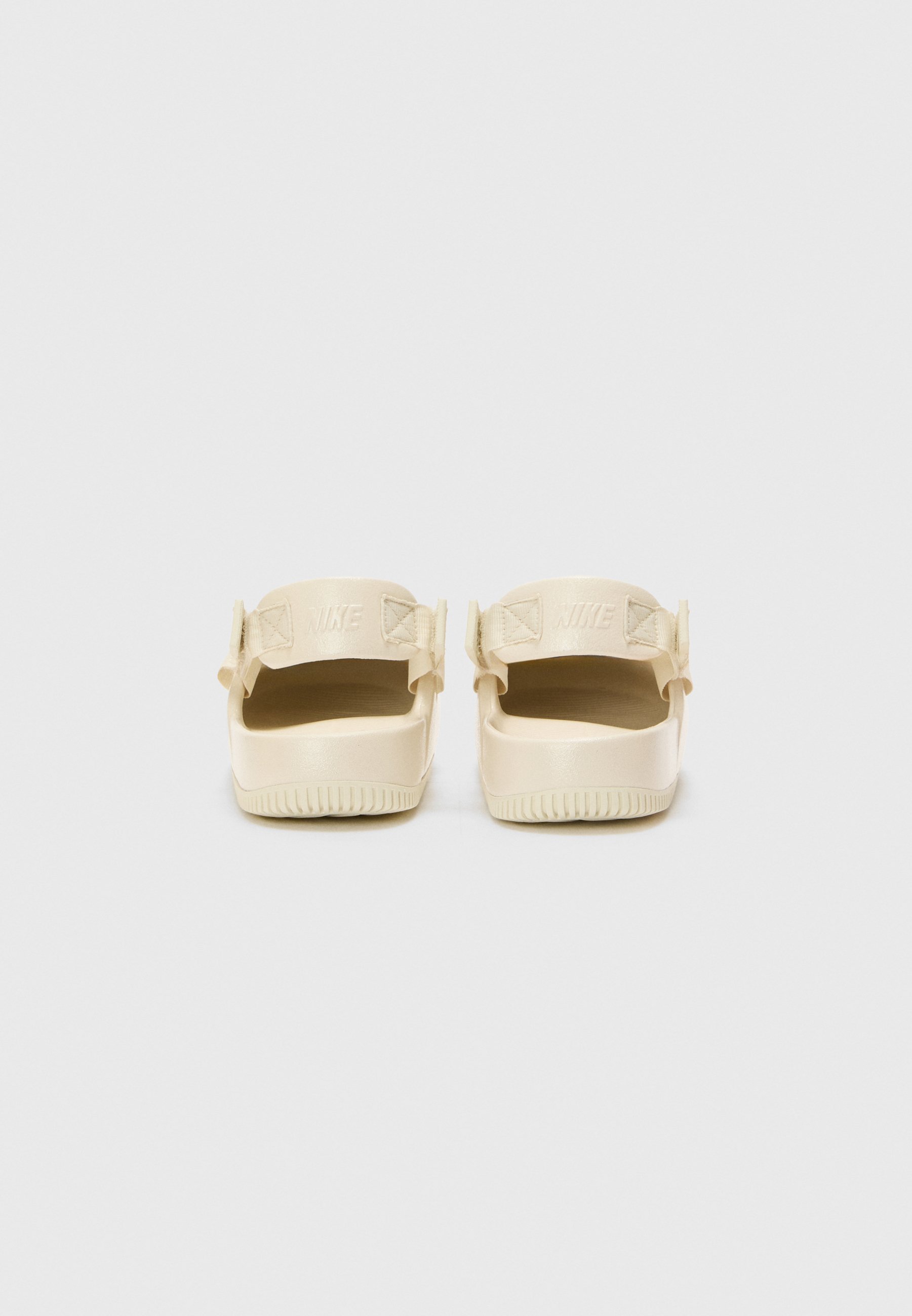 Nike Sportswear Clogs - light orewood brown/off-white - Zalando.co.uk