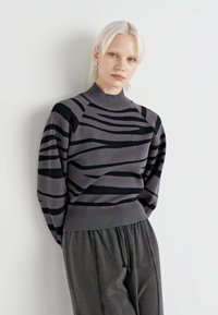 ONLY ONLFRIDA LIFE LS HIGHNECK - Džemperis - magnet