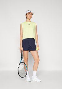 Björn Borg CROPPED TANK - Paprasti marškinėliai - sunny lime