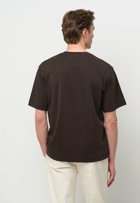PROFUOMO SHORT SLEEVE - T-shirt - bas - dark brown