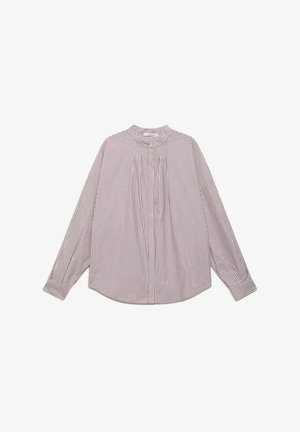 Langärmliges Hemd mit Knöpfen, vertikal rot-weiß gestreift und mit rundem Kragen, flach auf einem weißen Hintergrund ausgelegt.