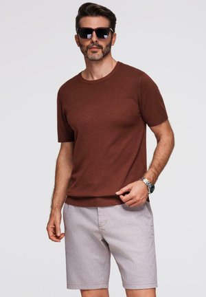 Camiseta básica - burgundy