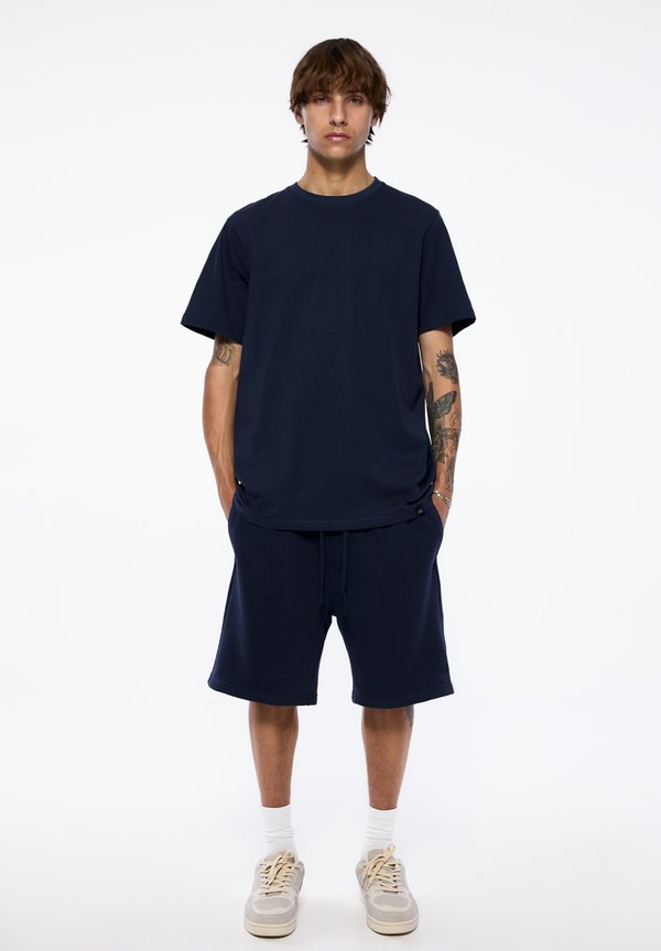 SET BERMUDA SHORTS AND T-SHIRT - Jogginghose