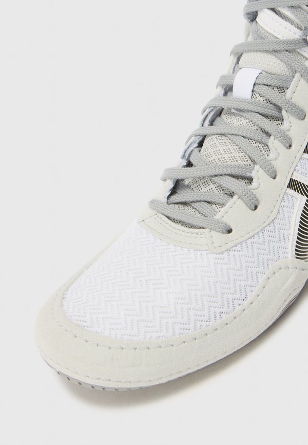 MATCONTROL 3 UNISEX - Training shoe2