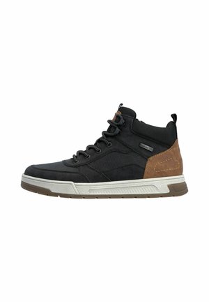 Schwarzer und brauner High-Top-Sneaker mit weißer Sohle, Mesh-Einsätzen, Schnürsenkeln und Zuglaschen an Zunge und Ferse.