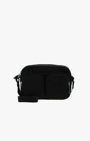 Sac bandoulière noir avec deux poches avant zippées et une sangle d'épaule réglable sur fond blanc.