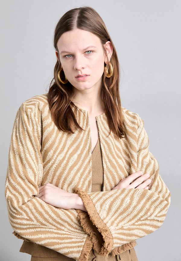 AKELLO - Blazer - beige4