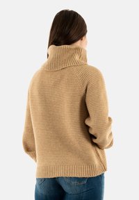 ONLY Stickad tröja - beige