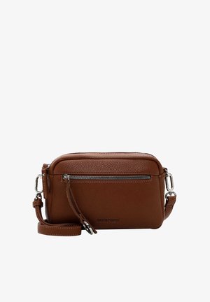 Borsa a tracolla in pelle marrone con superficie texture, tasca frontale con zip e tracolla regolabile. Presenta un dettaglio con logo impresso.