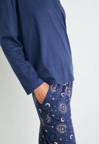 LASCANA VIVANCE DREAMS BY LASCANA VD MOON SMILE  - Nattplagg set - dark blue