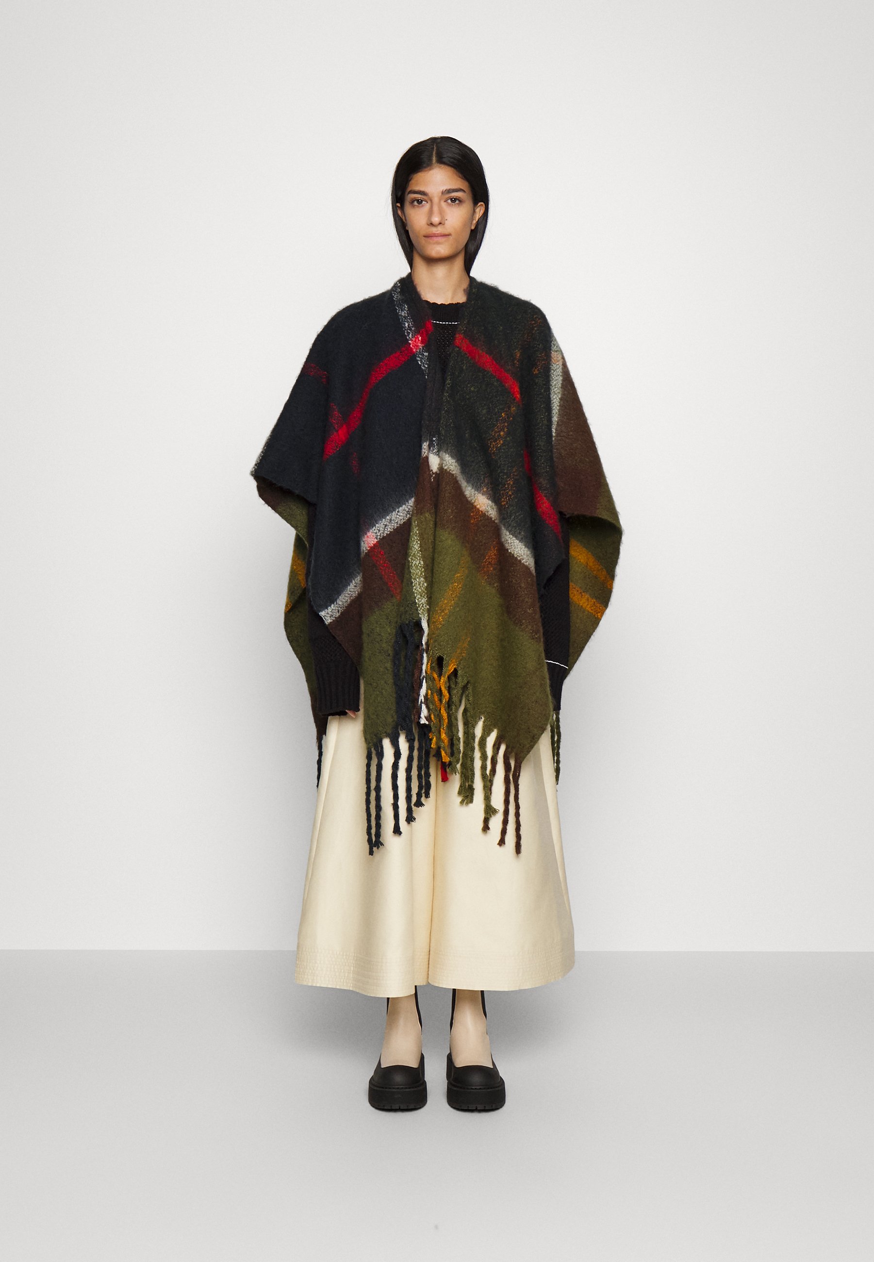 barbour cape