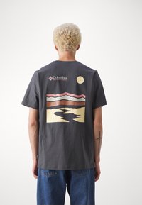 Columbia EXPLORERS CANYON BACK TEE - T-shirts print - shark