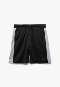 Svarta idrottsshorts med grå sidopaneler, elastisk midjeband med dragsko, slät tygkonstruktion och textdetalj nära fållen.