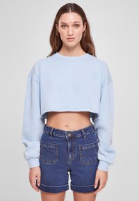 Urban Classics CROPPED FLOWER EMBROIDERY TERRY CREW - Melegítőfelső - balticblue