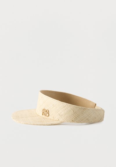 Μπεζ υφαντή ζώνη ηλίου με καμπύλο γείσο και μικρό κεντημένο λογότυπο στη μπροστινή ταινία.