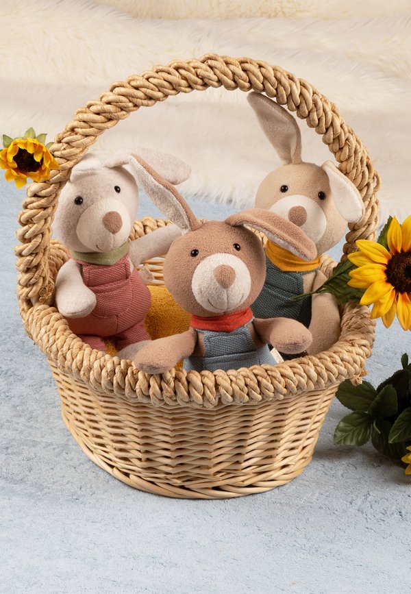 LATZHOSEN HASE SWEETY PLÜSCH – Kuscheltier – grün