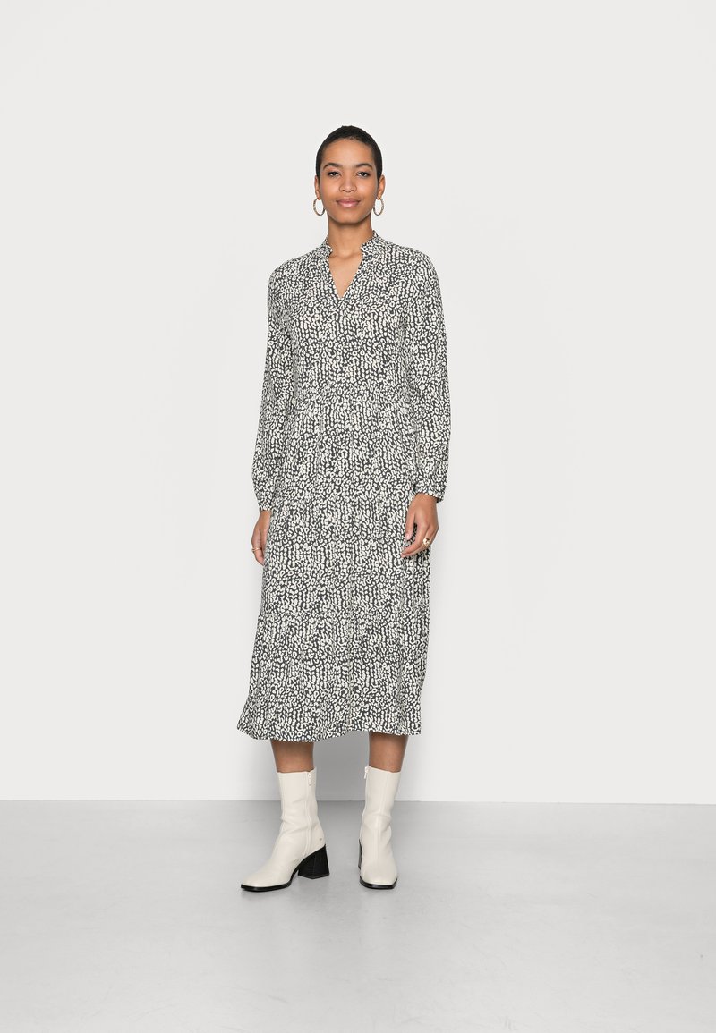 Saint Tropez EDASZ MAXI DRESS - Vestido de dia - raven