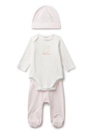 SET - Bonnet - pink