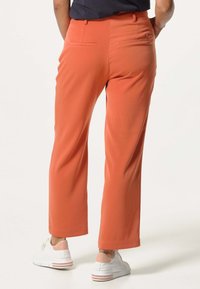 J&JOY WALES FOG - Broek - orange