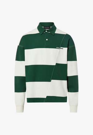 Rugbyshirt met lange mouwen met brede groene en witte horizontale strepen, een kraag, twee knopen en diagonale stiksels aan de voorkant.