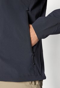 Thumbnail Image 6
