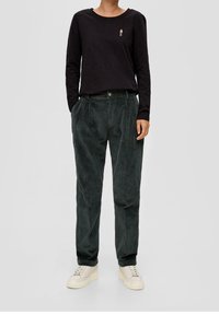 s.Oliver Pantalon classique - khaki