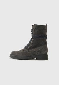 Unselected, dark grey