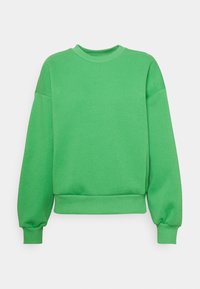 Sudadera verde, hecha de tela suave, que presenta un cuello redondo, hombros caídos y puños y dobladillo de canalé. Diseño clásico de pullover.