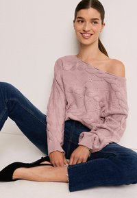 Next CABLE OFF THE SHOULDER  - Džemper - blush pink