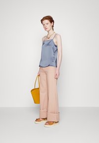 Bruuns Bazaar RAISELLABBLARISA TOP - Top - blue