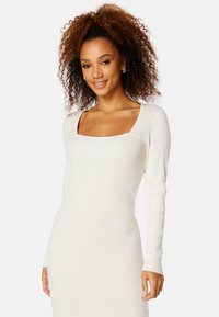 Bubbleroom KNITTED CUT OUT DRESS - Pletené šaty - white
