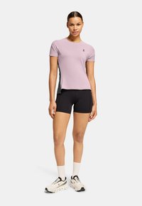 On PERFORMANCE - Sports T-shirt - mauve   lead