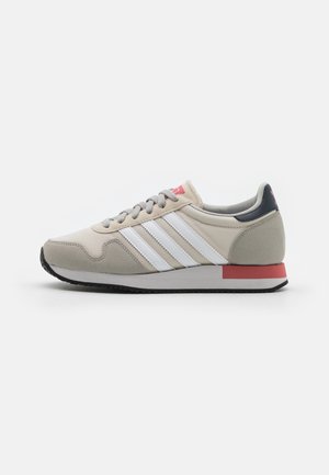 Trainers - off-white