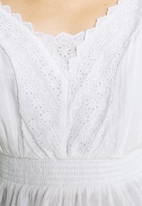 American Eagle Blus - white