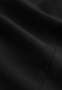 Next Vesta - black
