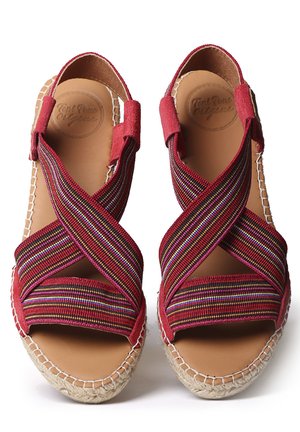 TINA - Keilsandalette - burgundy