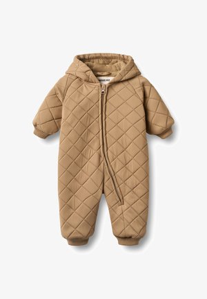 Combinaison bébé matelassée beige avec capuche, fermeture éclair diagonale à l'avant et poignets côtelés aux manches et aux jambes.