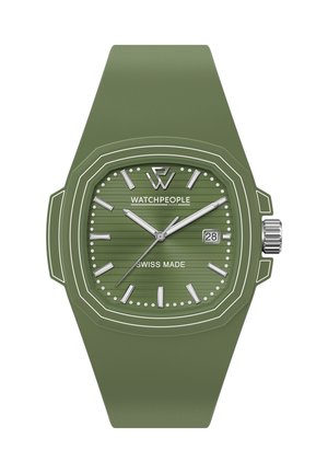 Zeleni gumijasti ura z osmokotno ohišjem, teksturirano številčnico, srebrnimi akcenti, funkcijo datuma in oznako "SWISS MADE". Minimalističen dizajn.