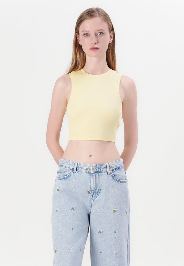 ONLVILMA CROPPED TANK - Top - double cream3