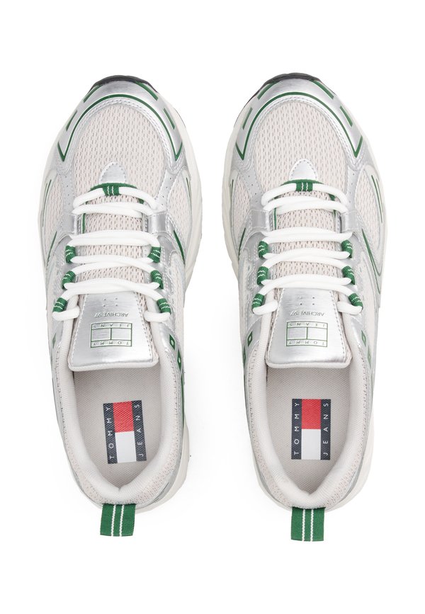 ARCHIVE97 - Trainers - terrain3