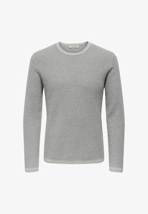 Harmaa neulepaita pitkillä hihoilla, pyöreällä kaula-aukoilla, tekstuurilla, sekä vaaleammilla ribbatuilla hihoilla ja helmalla.