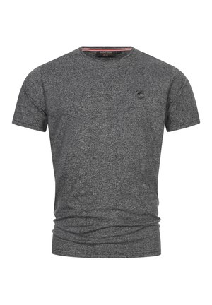 T-shirt gris à manches courtes, en tissu léger avec une texture subtile, encolure ronde, portant un petit logo sur la poitrine gauche.