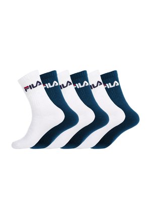 Six paires de chaussettes Fila pour hommes alternant les couleurs blanc et bleu marine, chacune avec le logo Fila près du bord supérieur.