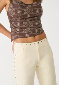 Stradivarius Straight leg jeans - beige