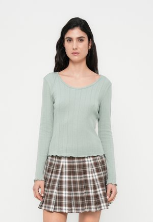 ONLTENNA O NECK - Langarmshirt - jadeite