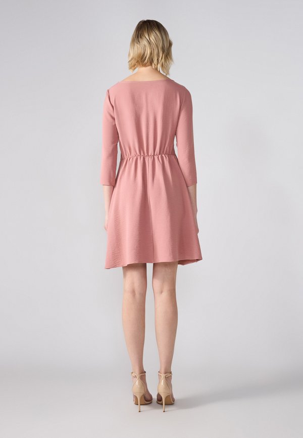 Day dress - blush3