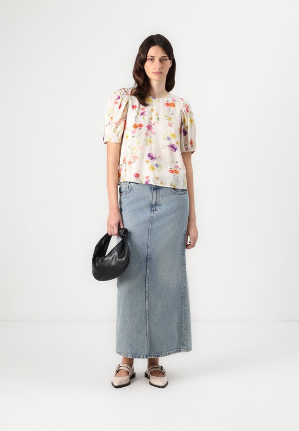 VIALINIA O NECK - Blouse4