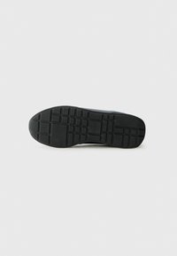 Calvin Klein Jeans RETRO RUNNER - Sneakers basse - navy/capers
