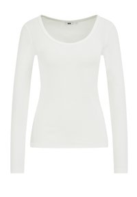 Witte lange mouwen top, geribbelde textuur, ronde halslijn, fitted ontwerp, gladde stof zonder zichtbare logo's of patronen.